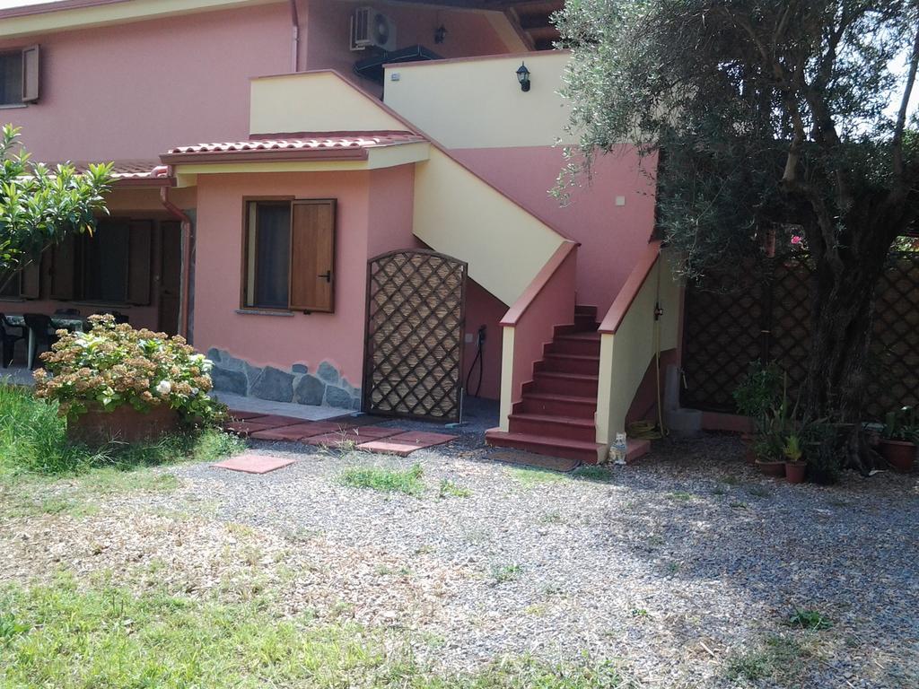 Apartamento Casa L' Antico Ulivo Iglesias Exterior foto